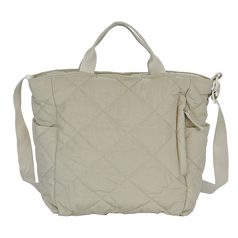 Functional and Cozy Tote Bag Bowlift