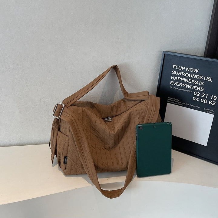 Quilted Travel Duffle Bowlift
