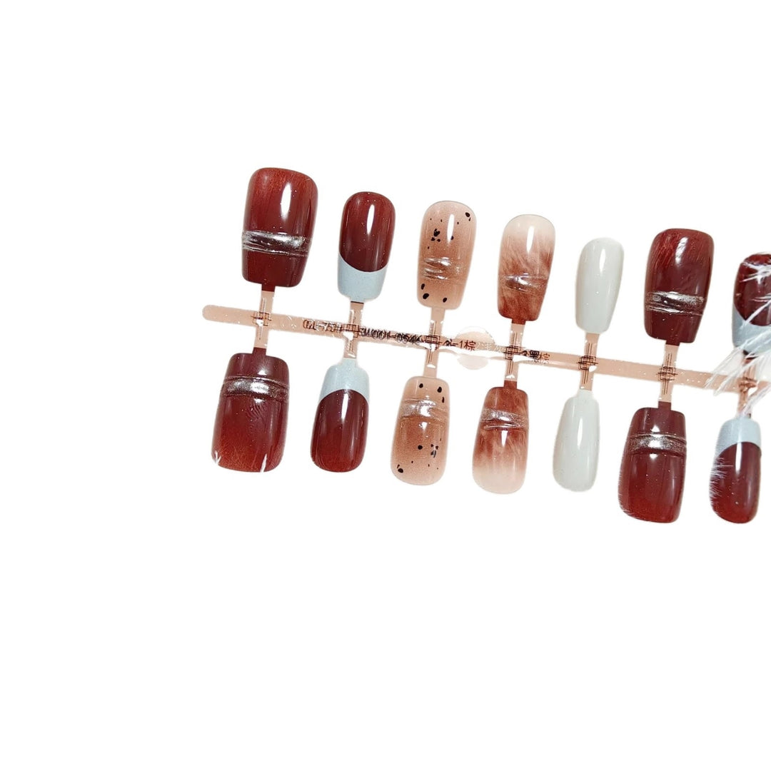 Artificial nails with elegant decorative accents Bowlift