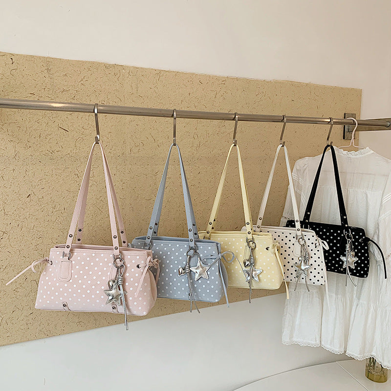 Trendy Polka Dot Handbag Bowlift