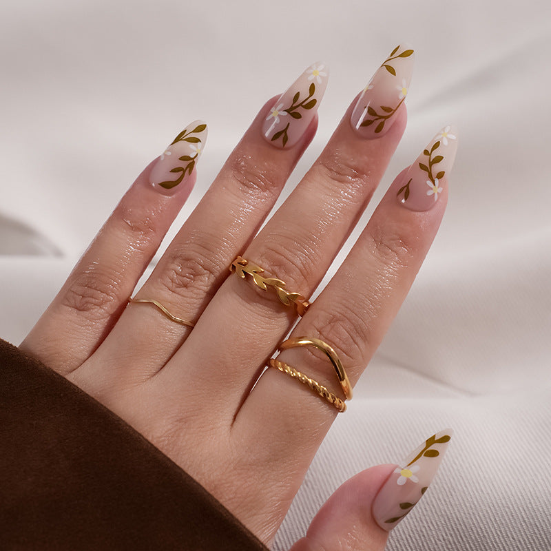 Elegant Manicure