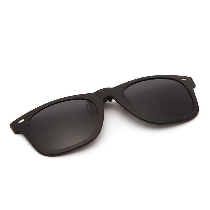 Ladies sunglasses in stylish sports design Bowlift