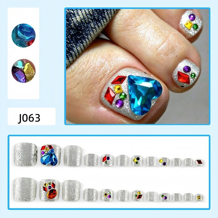 Artificial nails with sparkling rhinestone applications Bowlift
