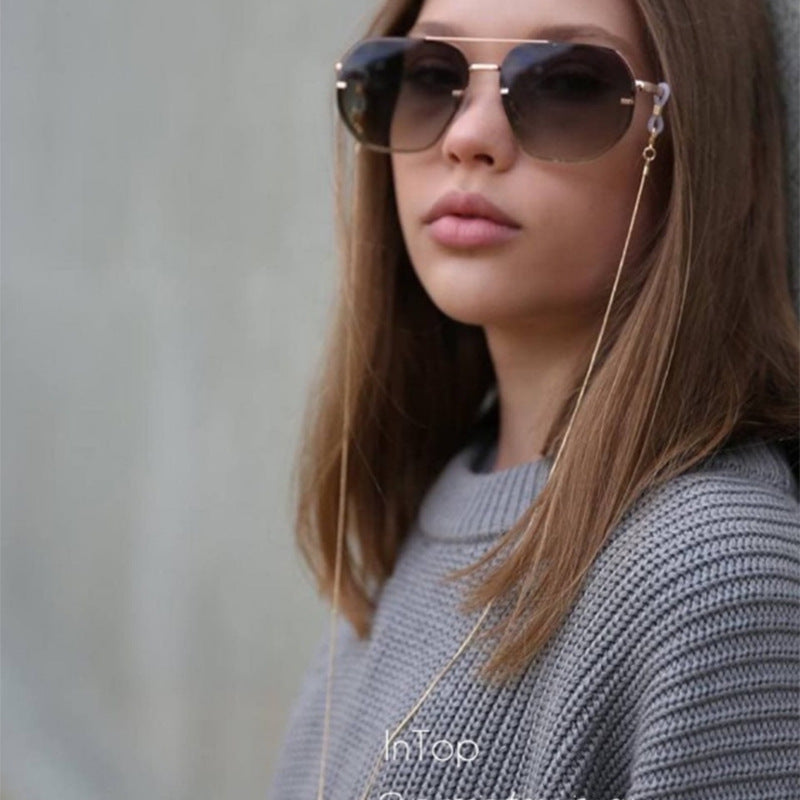 Stylish Adjustable Eyewear Chain Bowlift