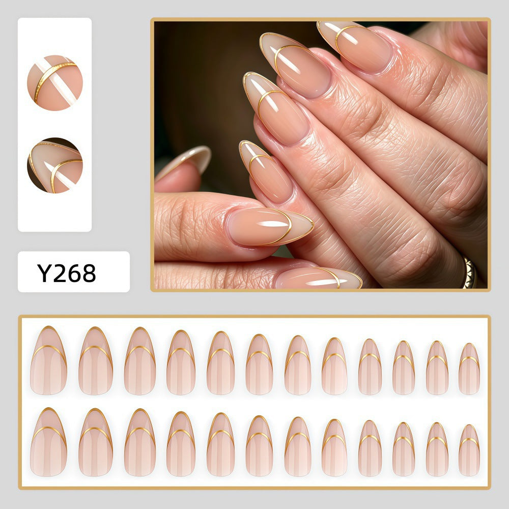 Artificial nails with elegant gold lines Bowlift