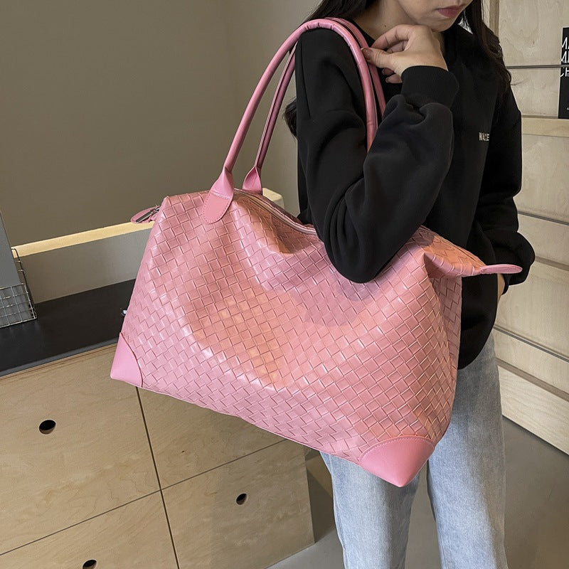 Handcrafted ven Leather Weekend Bag Bowlift