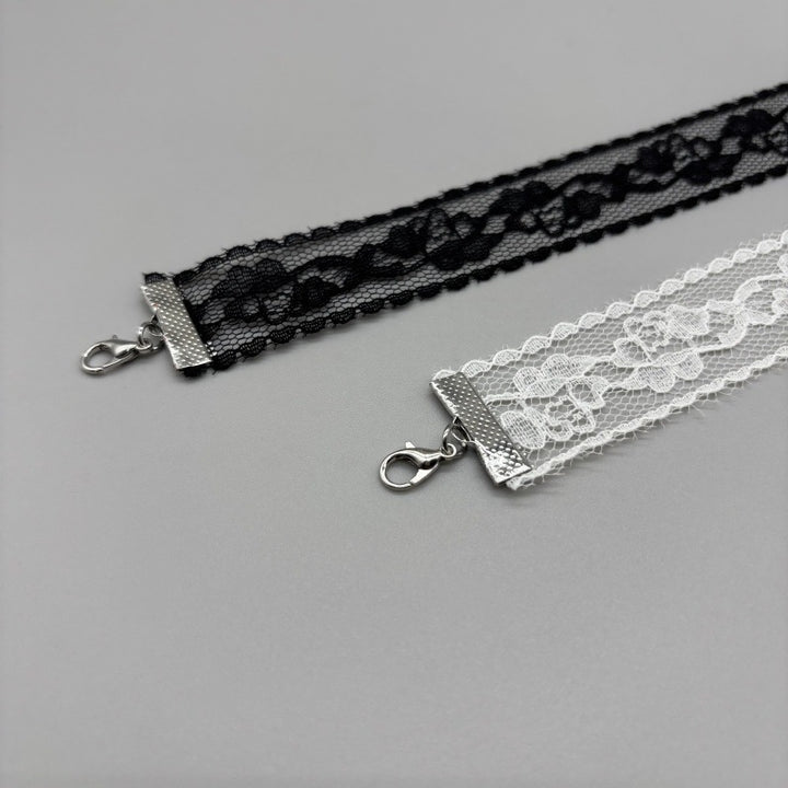 Elegant Lace Choker Bowlift
