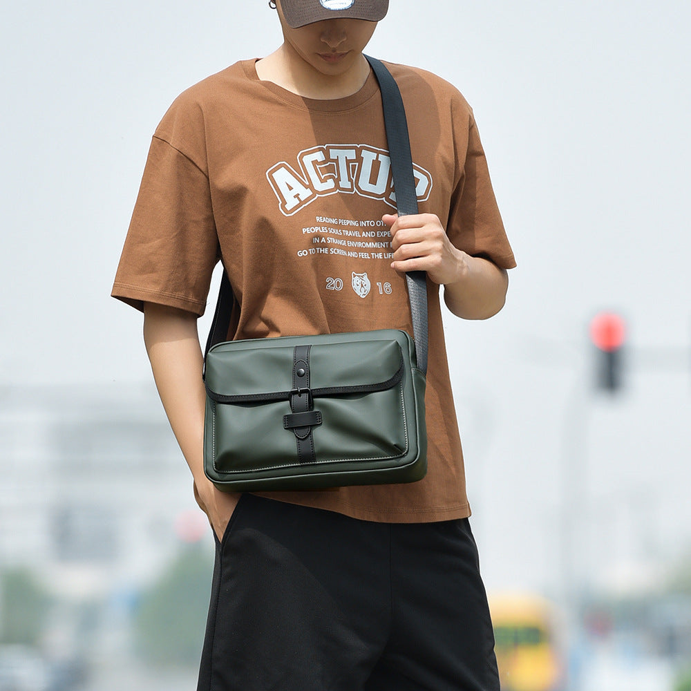 Premium Water-Resistant Messenger Bag Bowlift