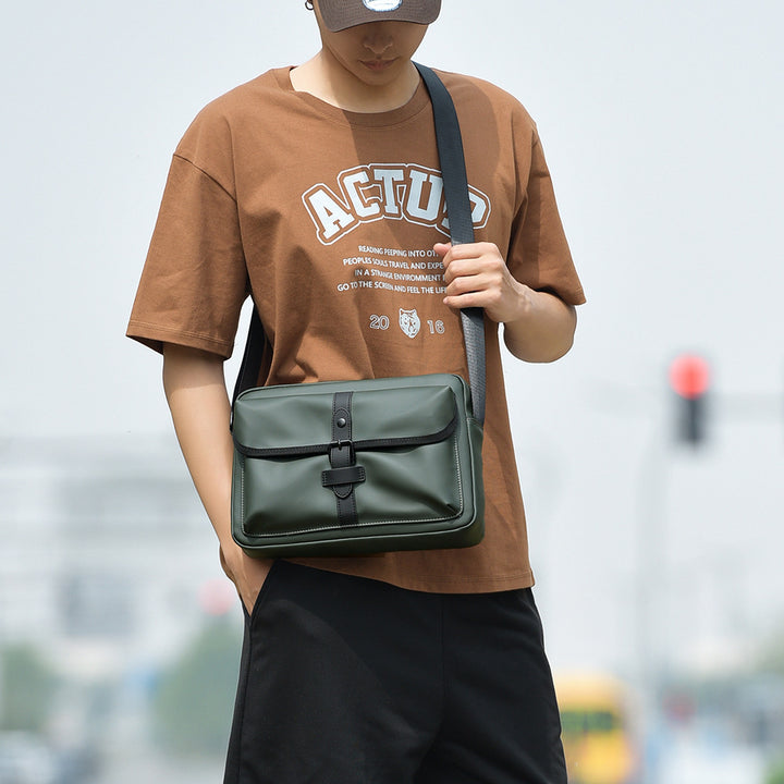 Premium Water-Resistant Messenger Bag Bowlift