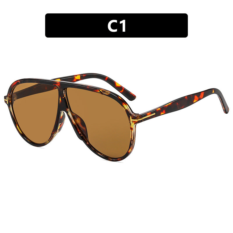 Women fashionable glasses with large trendy frame Bowlift