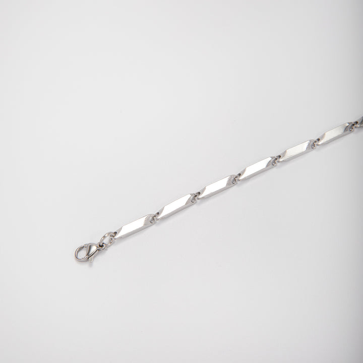 Distinctive Geometric Chain Bracelet Bowlift