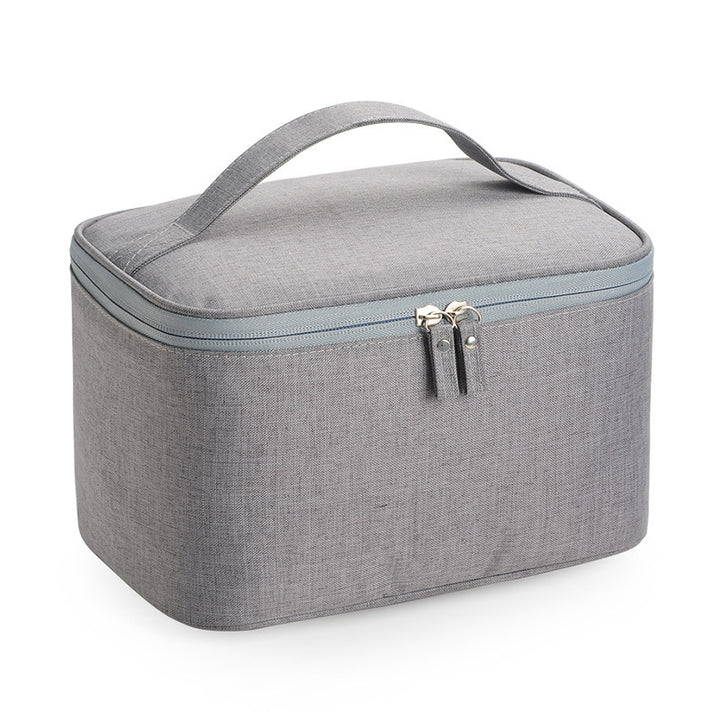 Cosmetic transport bag with thoughtful interior layout Bowlift