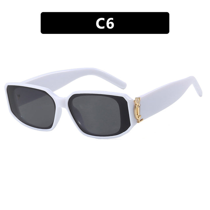 Women’s fashionable sunglasses with square design and luxurious details Bowlift