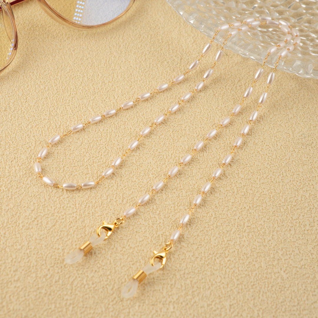 Chic Beaded Eyewear Holder Bowlift
