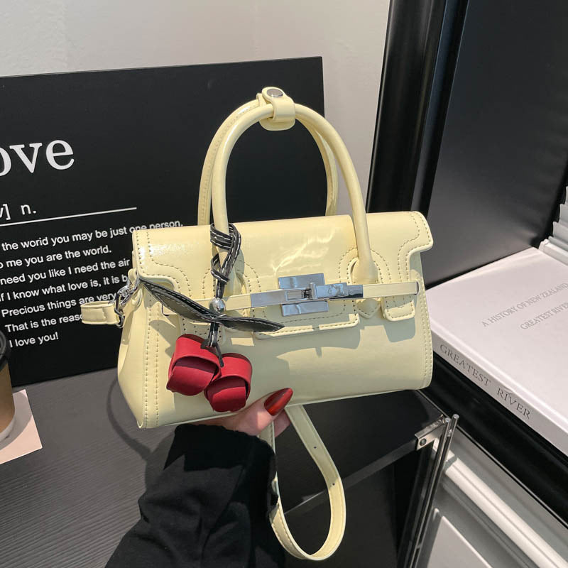 Fashion-Forward Structured Handbag Bowlift