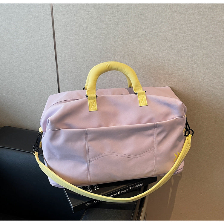 Elegant and Spacious Travel Bag with Robust Design Bowlift