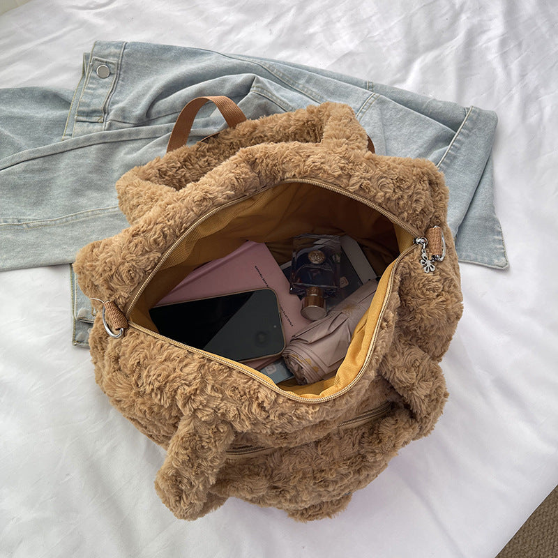 Plush handbag with bear motif Bowlift