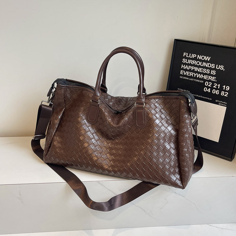 Handcrafted Travel Bag Made of Woven Leather Bowlift