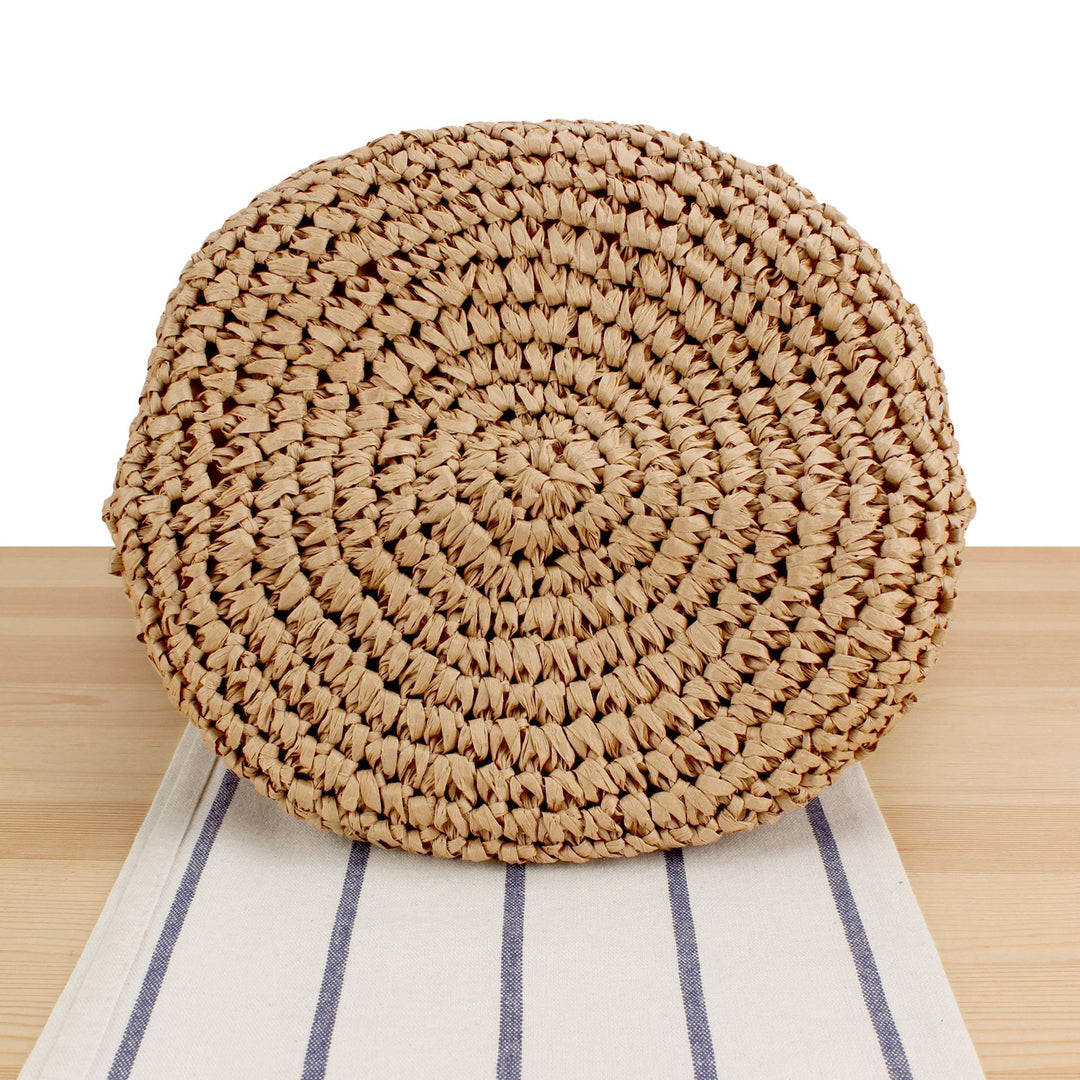 Handbag Made of Hand-Woven Natural Material with Decorative Closure Bowlift