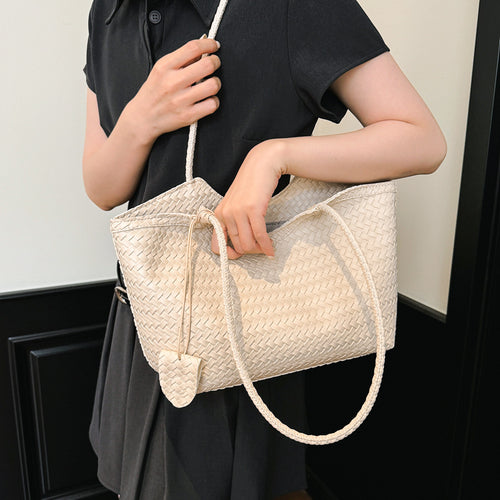 Artisan ven Shoulder Bag Bowlift