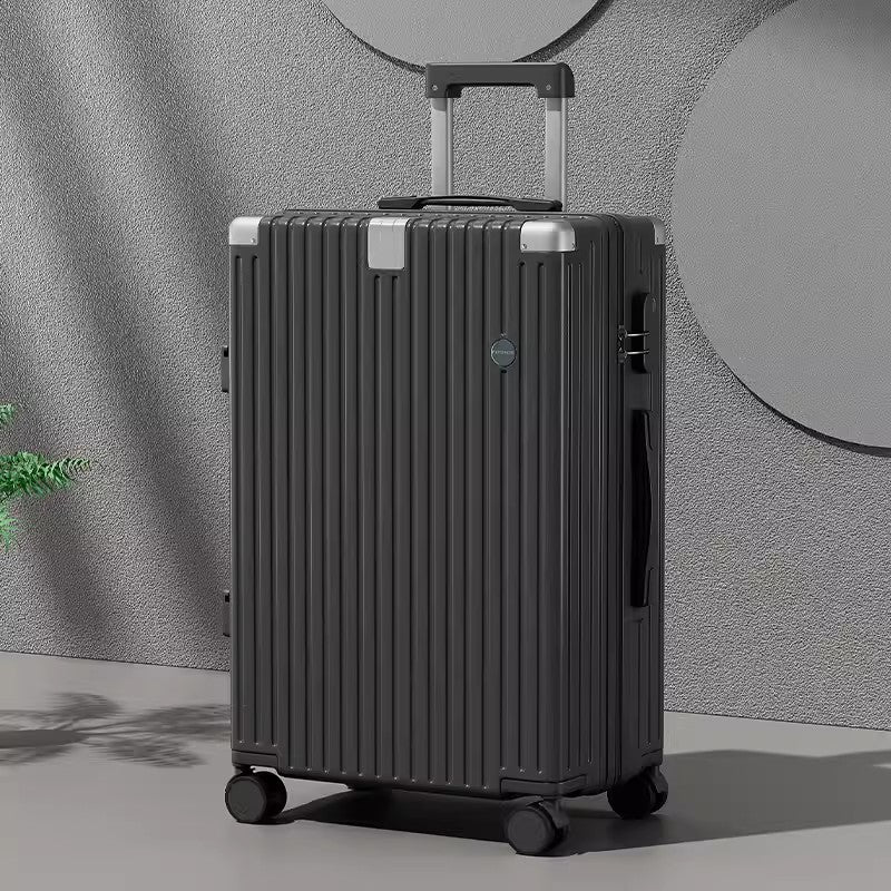 Lightweight Multi-Functional Spinner Luggage Bowlift