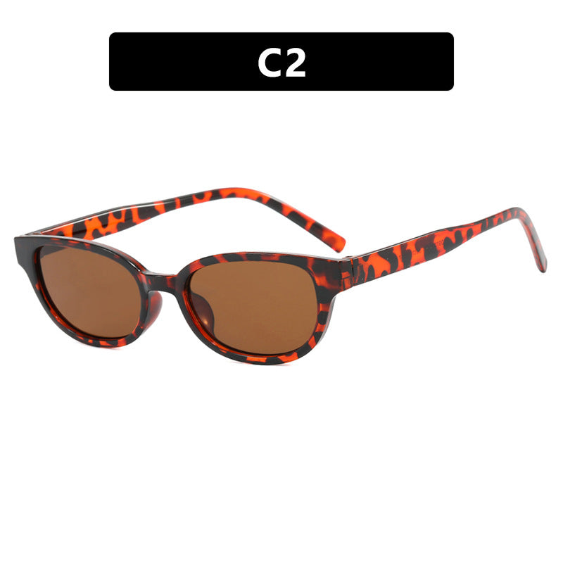 Ladies fashionable Cat-Eye sunglasses with UV protection and lightweight frame Bowlift