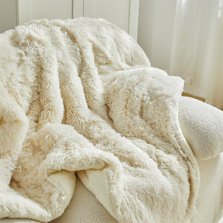 Women Luxury and Soft Faux Fur Blanket Bowlift