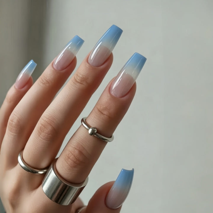 Acrylic nails in elegant ombre look Bowlift