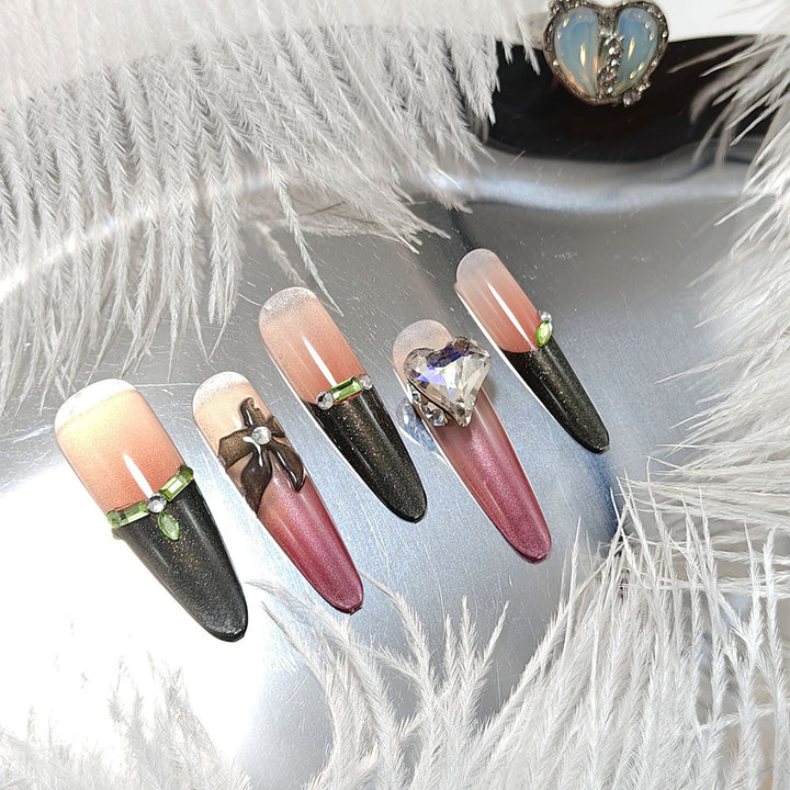 Artificial nails with elegant flower and heart decoration Bowlift