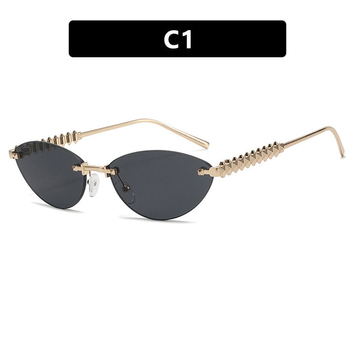 Women's sunglasses in modern, geometric design with stylish metal frame and UV protection Bowlift