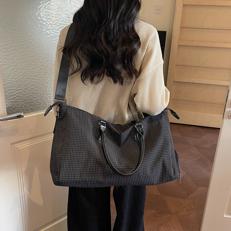 Versatile Travel Duffle Bag Bowlift