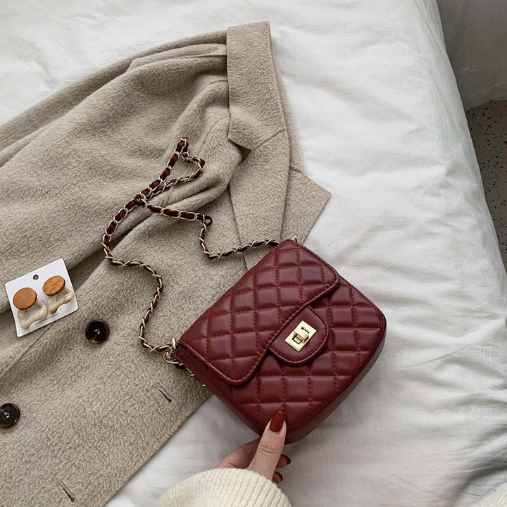 Quilted Crossbody Handbag Bowlift