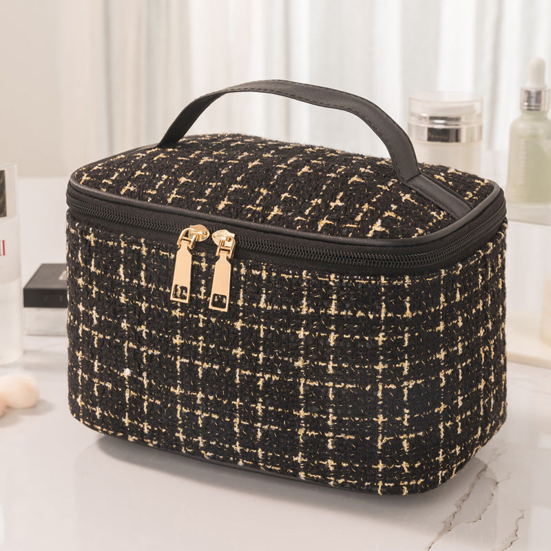 Elegant Travel Cosmetic Case Bowlift