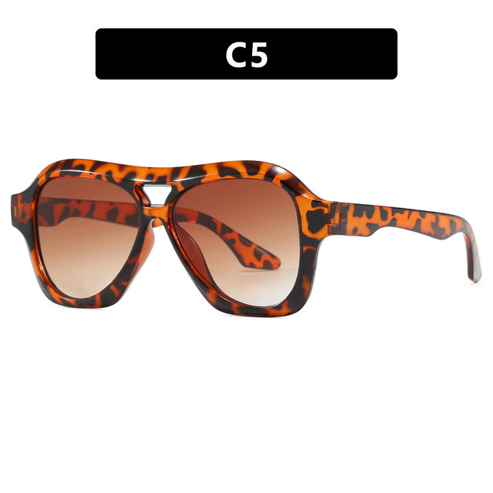 Ladies fashionable sunglasses in innovative design with wide frame Bowlift