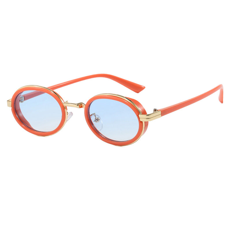 Women's round sunglasses with lightweight lenses and gold accents Bowlift