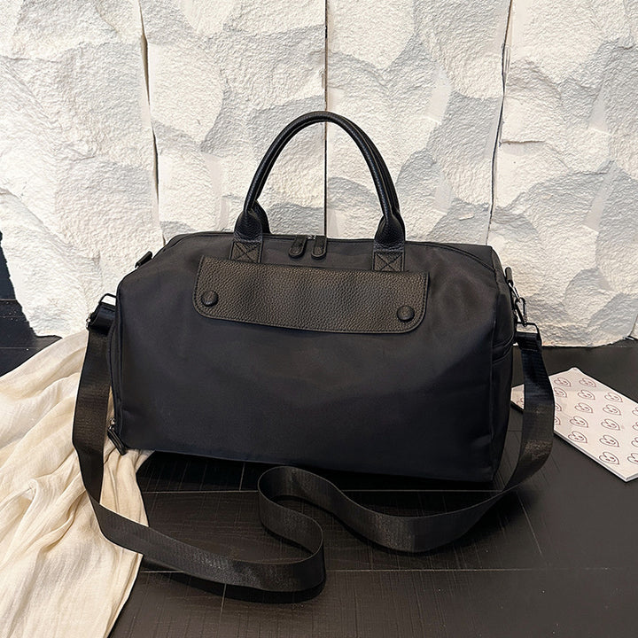 Sleek Multi-Functional Duffle Bag
