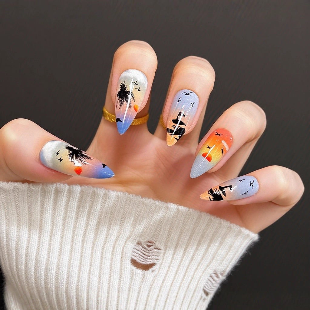 Artificial nails with glamorous glitter design and high gloss finish Bowlift