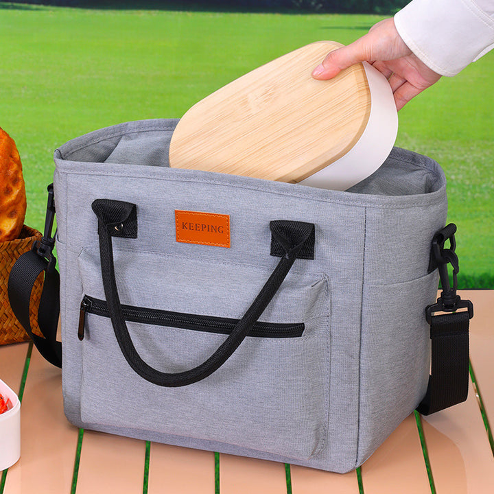 Cooler Bag With Multifunctional Interior Bowlift
