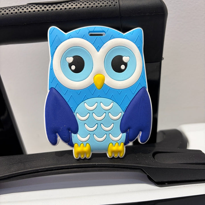 Owl-Shaped Luggage Tag Bowlift
