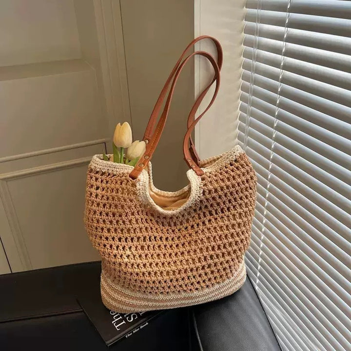 Braided beach bag with leather shoulder straps Bowlift
