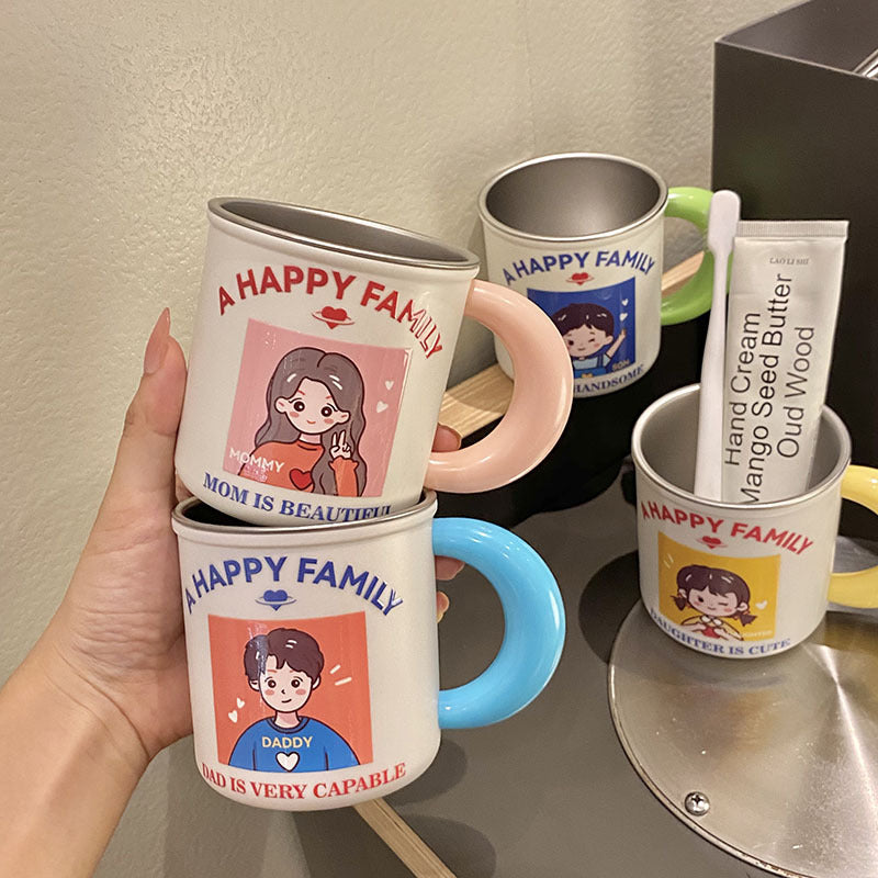 Ceramic mug with playful family motif Bowlift