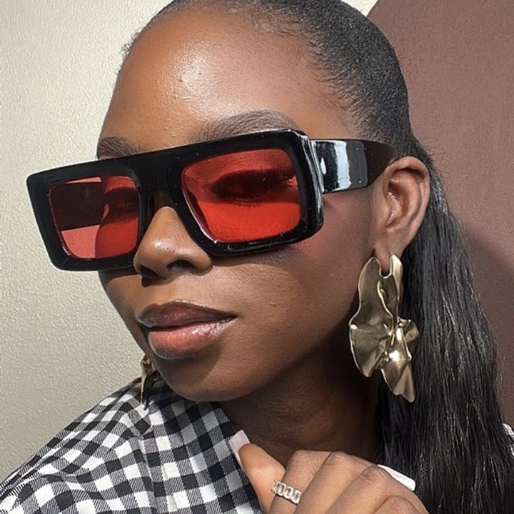 Women's fashionable square sunglasses with sturdy frame and protective lenses Bowlift