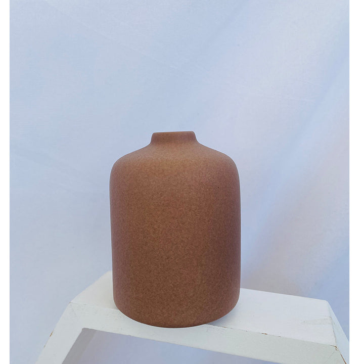 Modern Ceramic Vase Bowlift