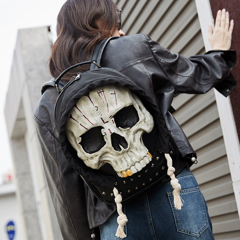 Creative backpack with skull design Bowlift