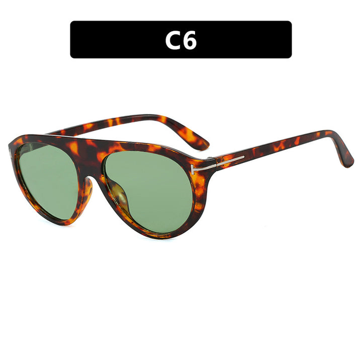 Women's Cat-Eye Sunglasses with protective UV filter and mirrored lenses Bowlift