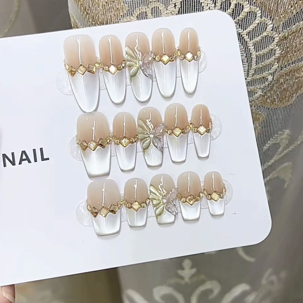 Elegant Artfully Designed Press-On Nail Set Bowlift