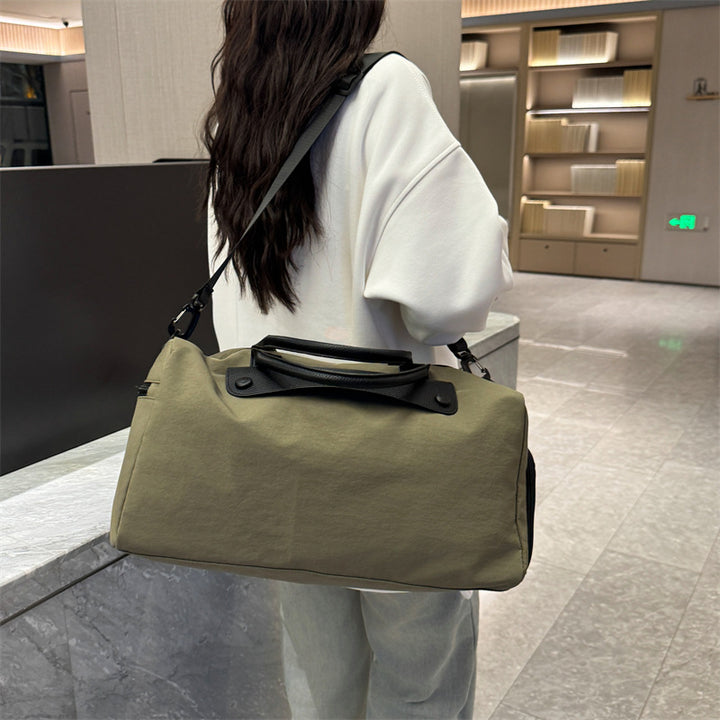 Spacious Multi-Functional Gym Duffle Bag Bowlift