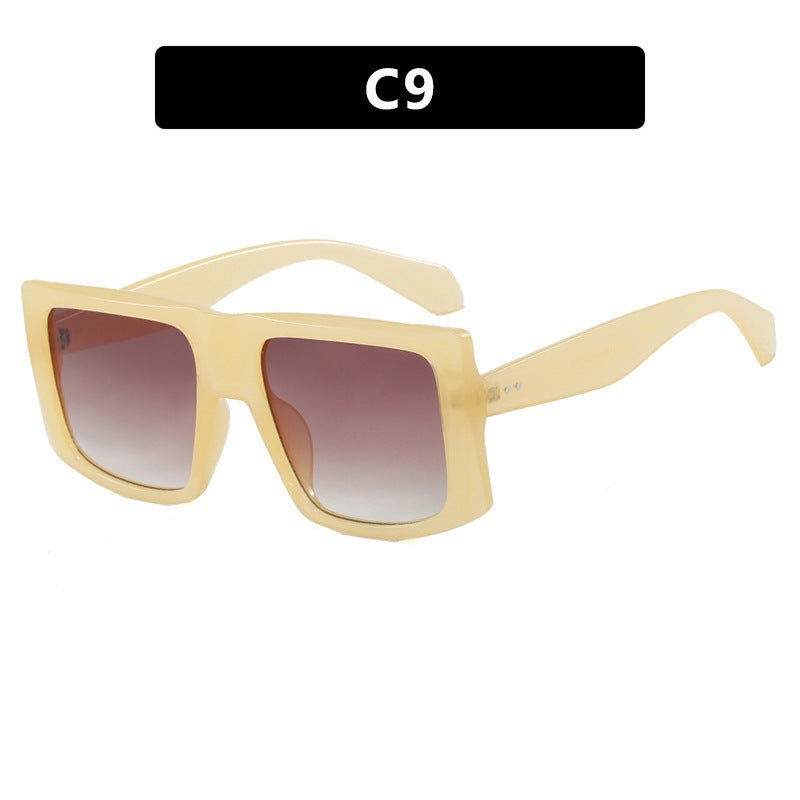 Women's square sunglasses with robust plastic frame and protective UV filter Bowlift