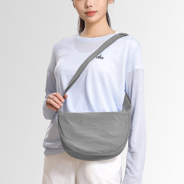 Belt bag in modern design Bowlift