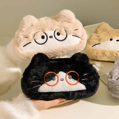 Care pillow with cute cat design Bowlift
